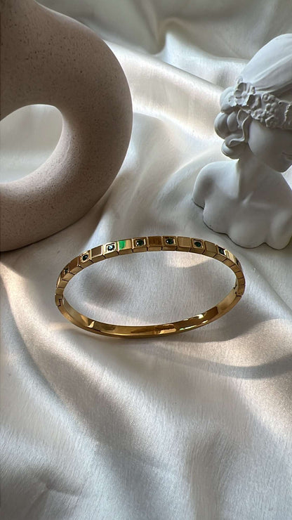 Rhys Emerald Bangle