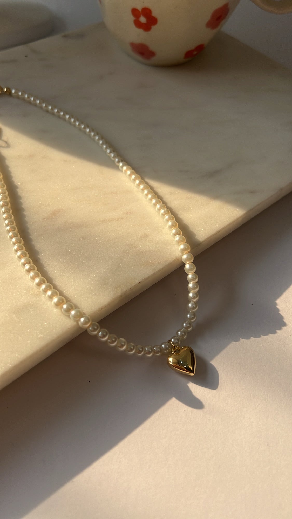 Heart pearl neckpiece