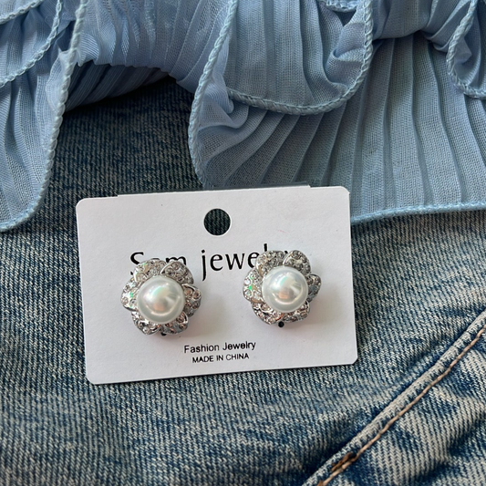 Coz pearl studs