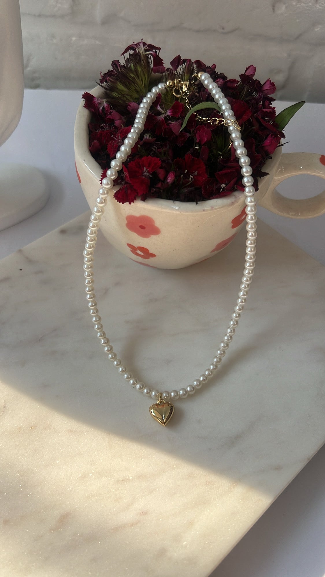 Heart pearl neckpiece