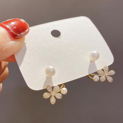 Korean niche design pearl flower earrings 2022 new trendy light luxury two-wear small stud earrings for women