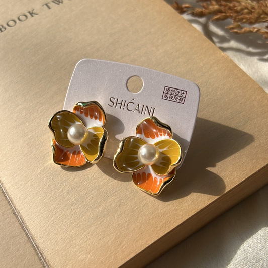 Flora studs