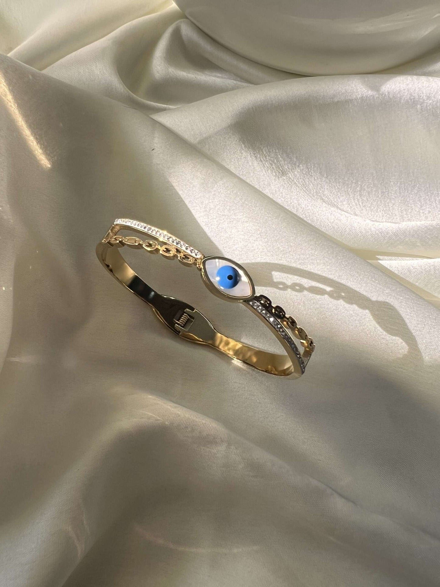 White shell evil eye bangle