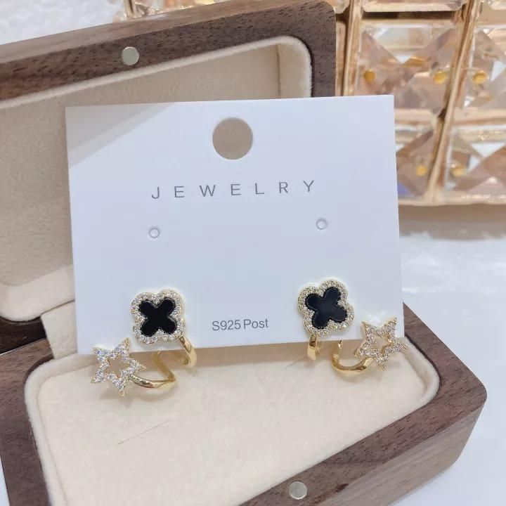 Korean chic: Vibrato clover earrings